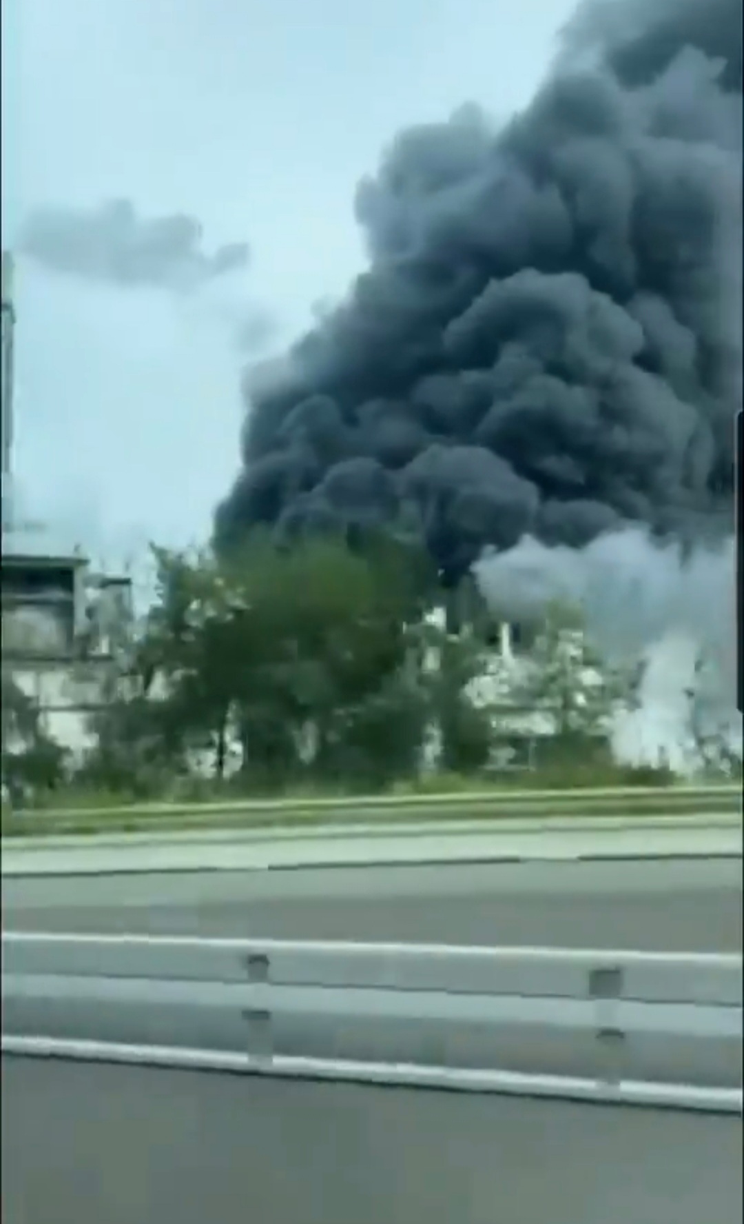 Huge explosion in Leverkusen, Germany. - What Now News 24